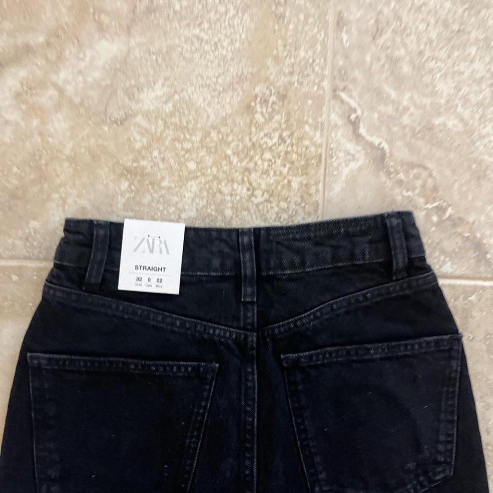 Zara High Rise Straight Leg Jeans - Picture 4 of 4